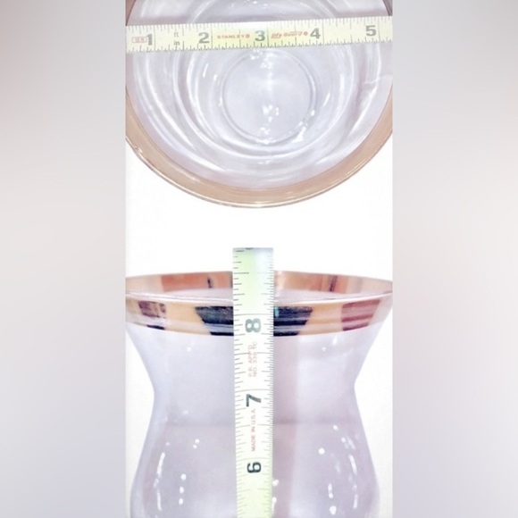 Vintage Style Clear Glass Footed Hurricane Vase with Gold Rimmed Top Edge - Picture 4 of 5